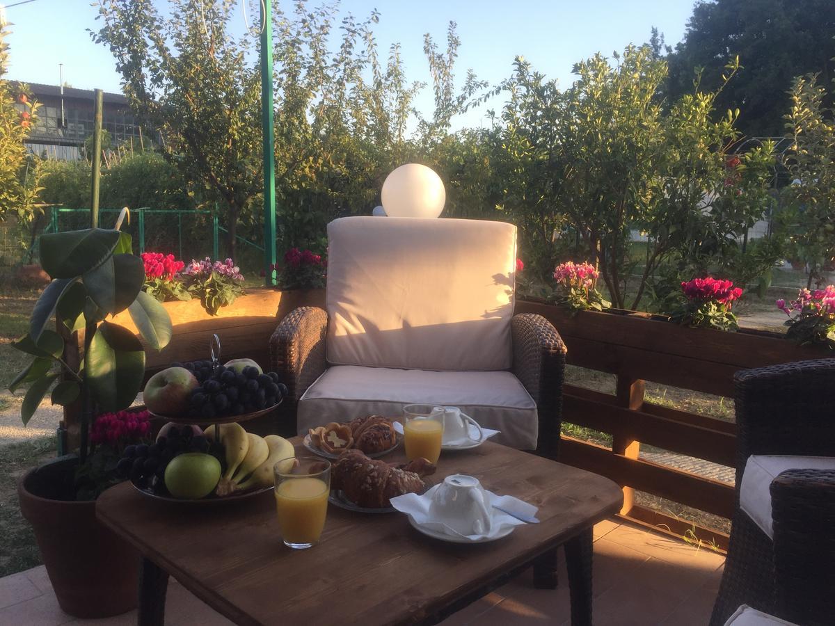 Bba2Passi Bed and Breakfast Marina di Massa Buitenkant foto
