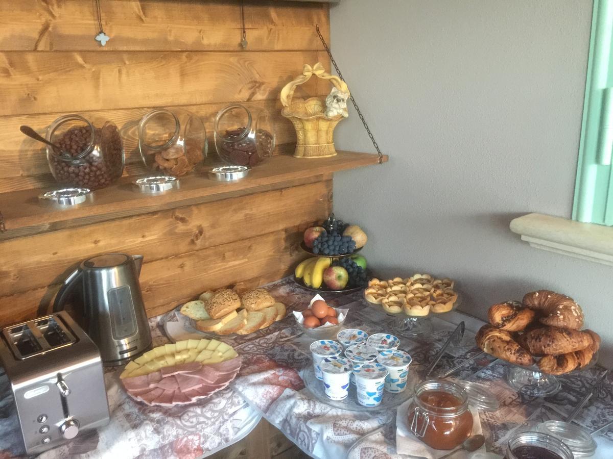 Bba2Passi Bed and Breakfast Marina di Massa Buitenkant foto