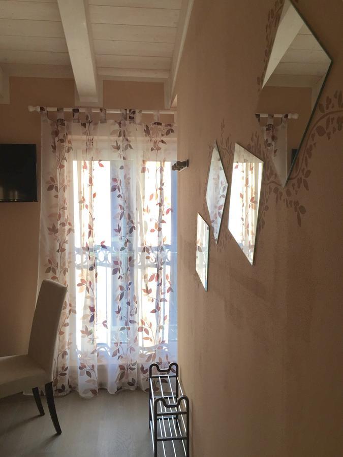 Bba2Passi Bed and Breakfast Marina di Massa Buitenkant foto