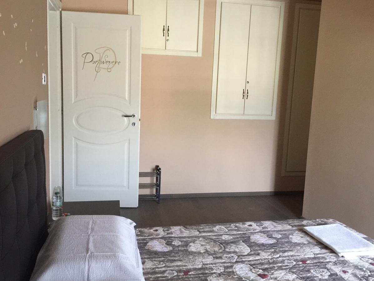 Bba2Passi Bed and Breakfast Marina di Massa Buitenkant foto