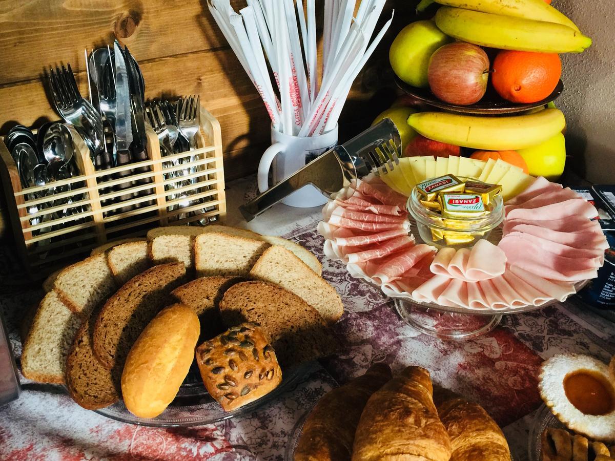 Bba2Passi Bed and Breakfast Marina di Massa Buitenkant foto