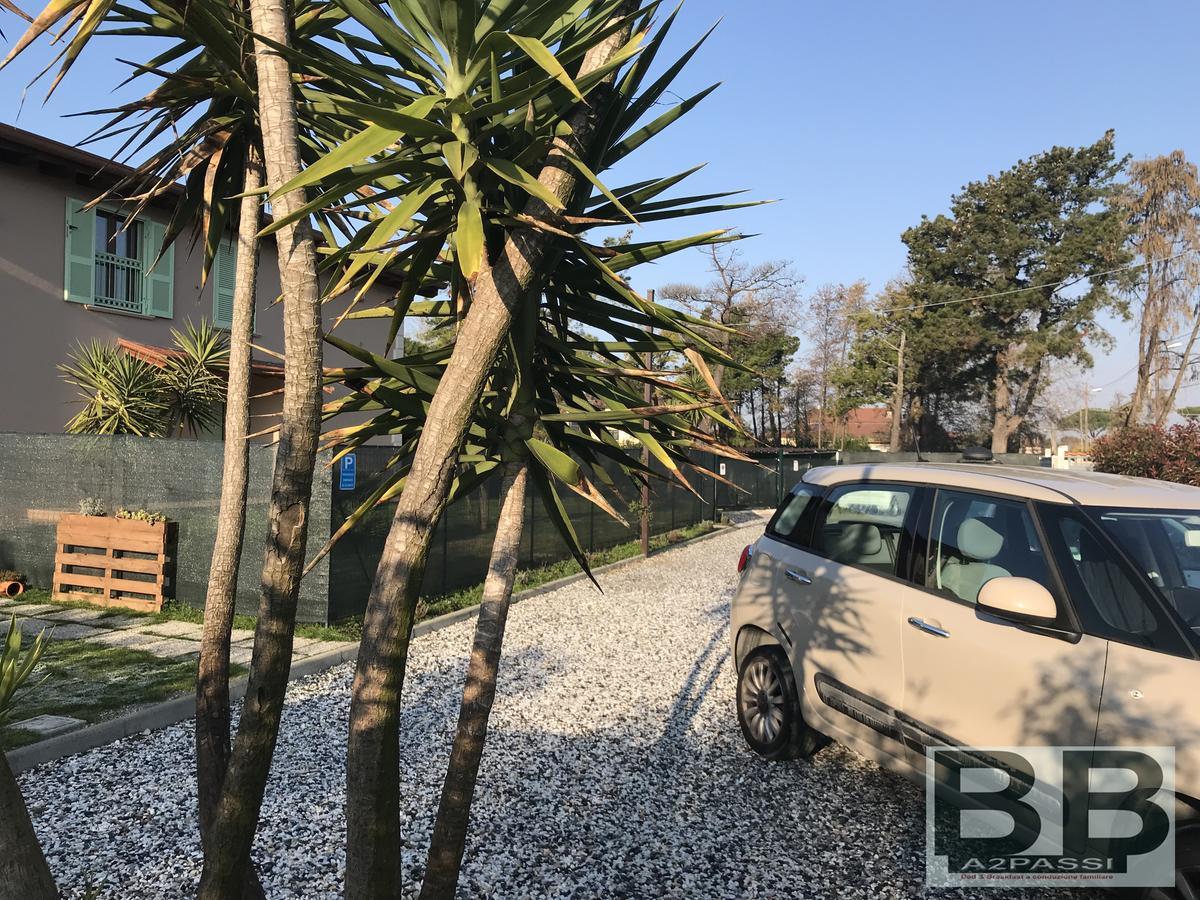 Bba2Passi Bed and Breakfast Marina di Massa Buitenkant foto